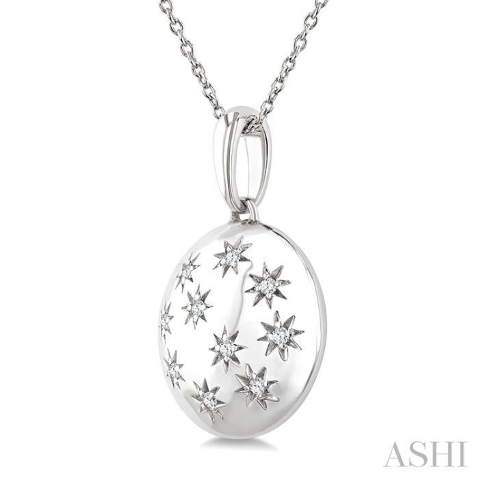 1/10 Ctw Bold Star Engraved Puffed Round Cut Diamond Pendant With Chain in Sterling Silver