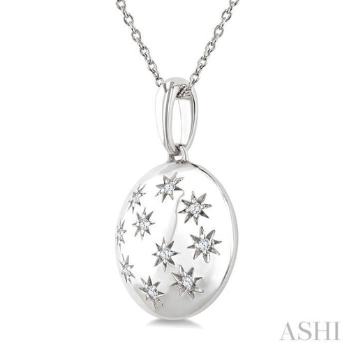 1/10 Ctw Bold Star Engraved Puffed Round Cut Diamond Pendant With Chain in Sterling Silver