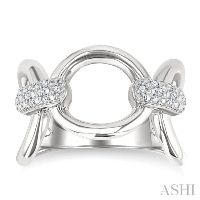 1/10 Ctw Oval Shape Bar Accent Round Cut Diamond Bold Fashion Ring in Sterling Silver