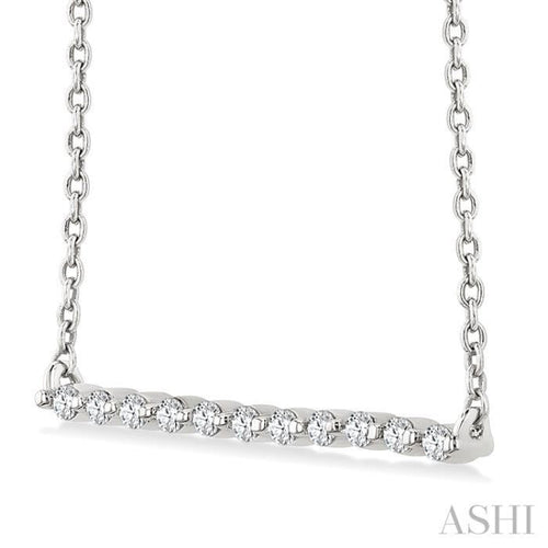 1/10 Ctw Petite Bar Round Cut Diamond Pendant With Chain in Sterling Silver