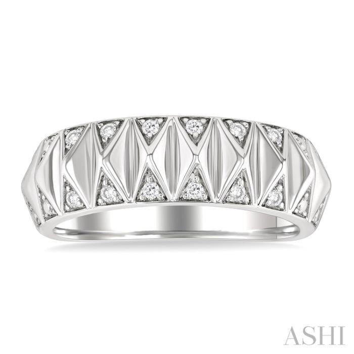 1/10 Ctw Round Cut Diamond Bold Fashion Band in Sterling Silver