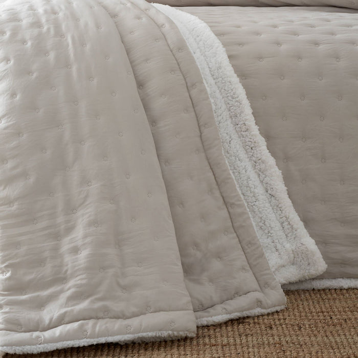 Cosy Nori Soft Sherpa Bedspread Cream