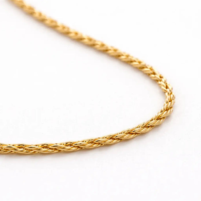 Elegant Twist Necklace Yellow Gold