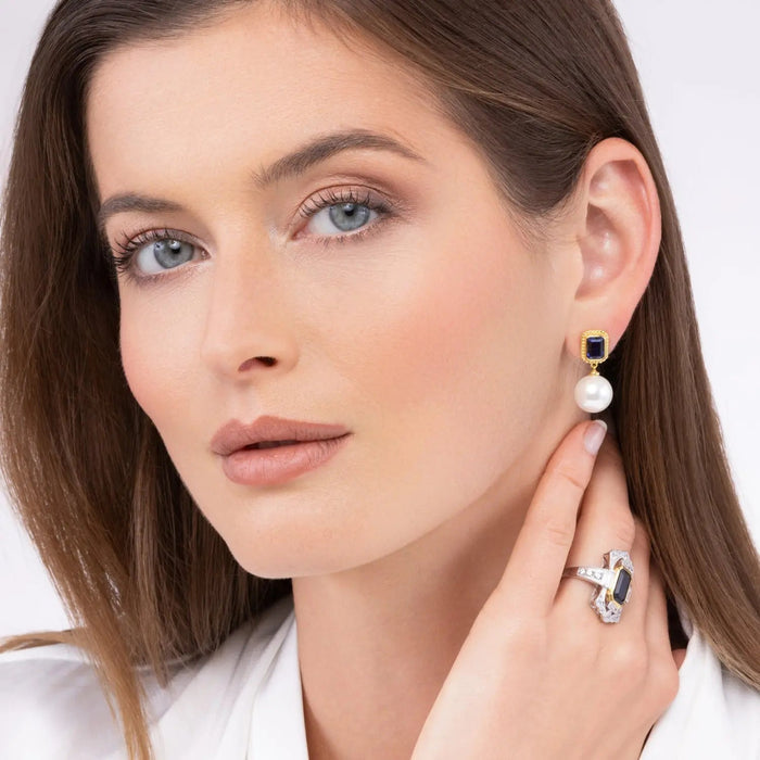 Encanto Pearl Drop Earrings in Emerald