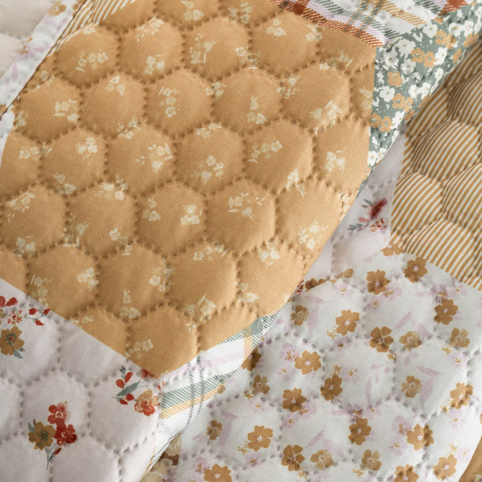 Floral Patchwork Quilted Bedspread Natural