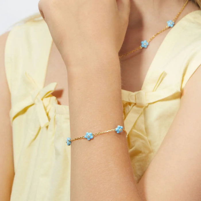 Petit Sky Blue Daisy Bracelet