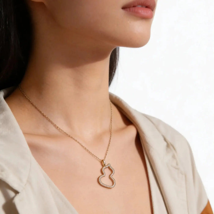 Wu Lou Necklace in Gold
